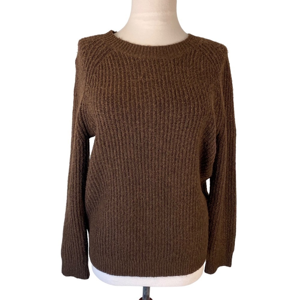 𝅺bp Ribbed Crew Neck Sweater | size XXS